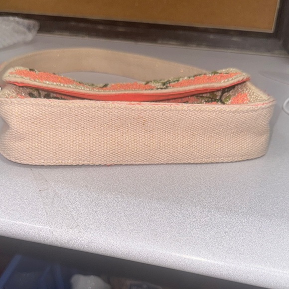 Floral Beaded Handbag - Picture 2 of 5